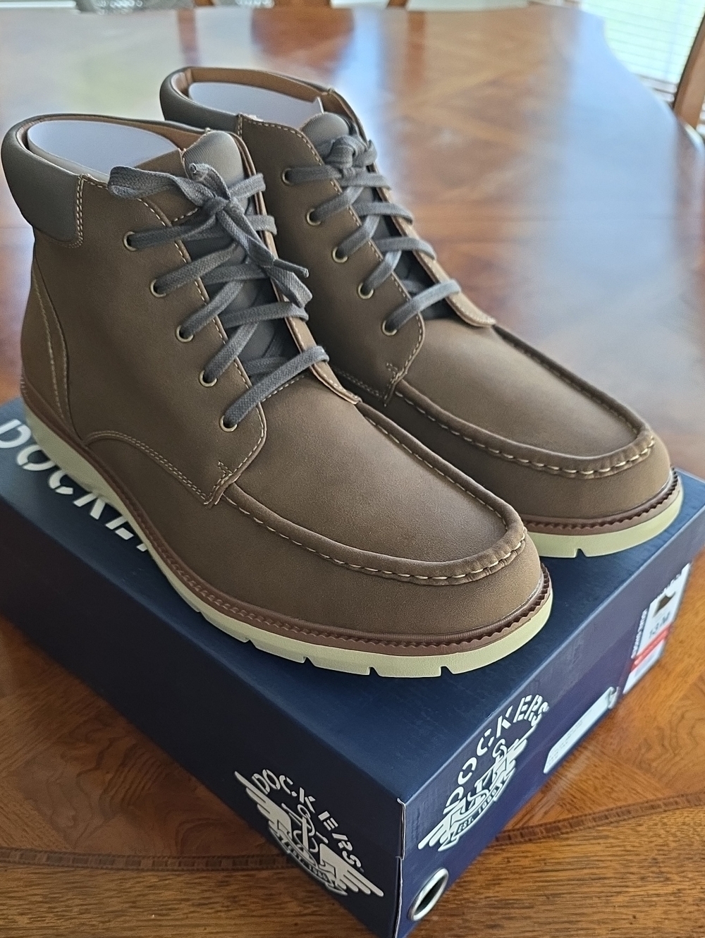 Dockers Rowan Cushioned Round Toe Lace-Up Boots DARK TAN Men's Size 13 M - NEW